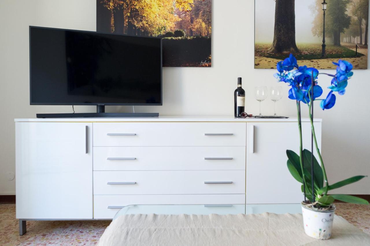 Parma A Due Passi Dal Duomo Apartment Ngoại thất bức ảnh