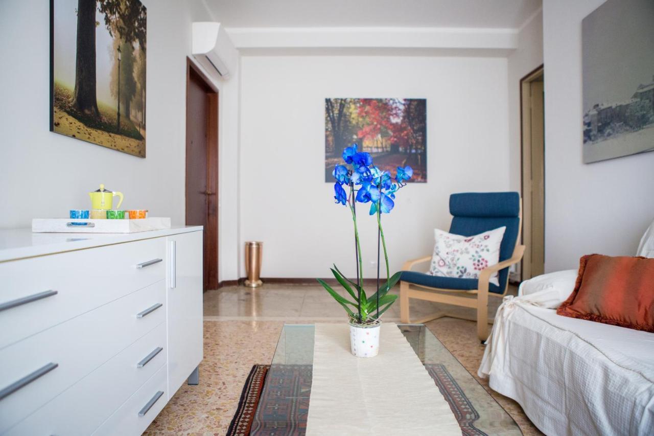 Parma A Due Passi Dal Duomo Apartment Ngoại thất bức ảnh